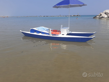 Moscone in legno a remi