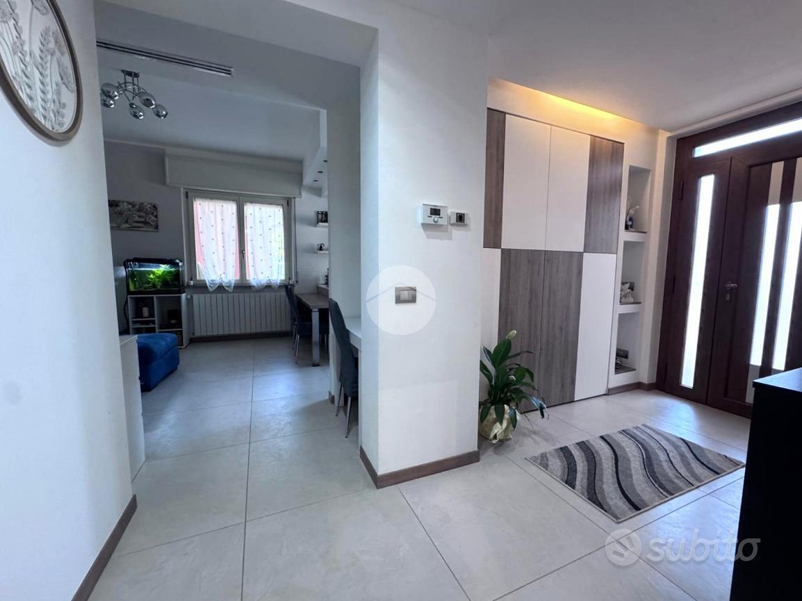 Appartamento – Bagnatica, Portico - Altro