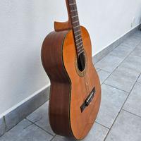 Chitarra admira