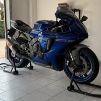 Yamaha YZF R1 - Novembre 2021 - 10500 km