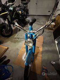 Moto Oscar College