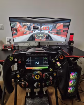 Postazione Thrustmaster