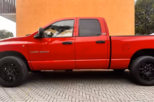 Dodge RAM 1500 Sport