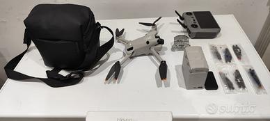 DJI Mini 4 Pro Fly More Combo con RC 2 + microSD 2