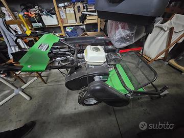 Trinciaerba professionale a martelli honda