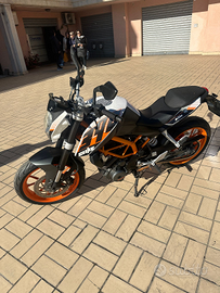 KTM Duke 390 2013