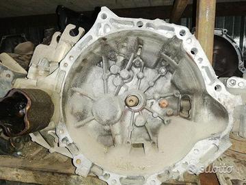 Cambio 5 marce toyota yaris 1.4 75cv 2002 - 2005