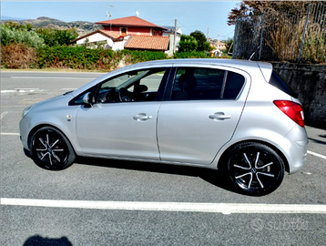 Opel corsa 1.3 cv 75