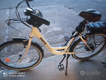 Bici a pedalata assistita autonomia km  50-60
