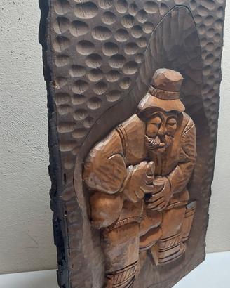 Bassorilievo in legno  intagliato a mano