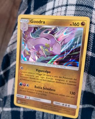 mucchietto di carte pokémon 