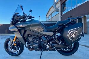 Yamaha Tracer 9 GT 2023 - UNIPROP- SERVICE BOOK -F