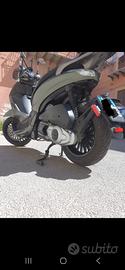 scuter piaggio beverly 300 