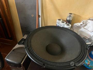 sub woofer b&c  18 1200w 4ohm