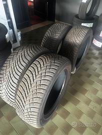 4 Pneunatici Invernali  Hankook anno 2025