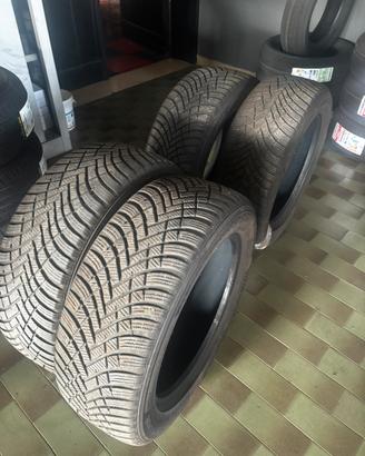 4 Pneunatici Invernali  Hankook anno 2025