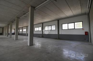 CAPANNONE A ALZANO LOMBARDO