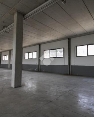 CAPANNONE A ALZANO LOMBARDO