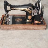 macchina da cucire vintage 