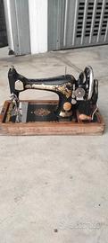 macchina da cucire vintage 
