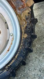Gomme per trattore new holland