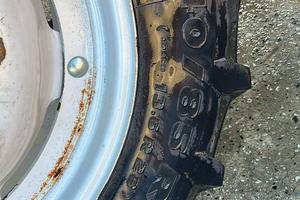 Gomme per trattore new holland