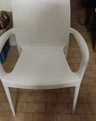 2 sedia da giardino bianche