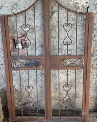 Cancello cancelletto in ferro battuto