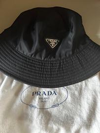 Cappello bob Prada unisex nero argento