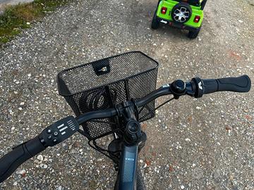 bicicletta e-bike donna