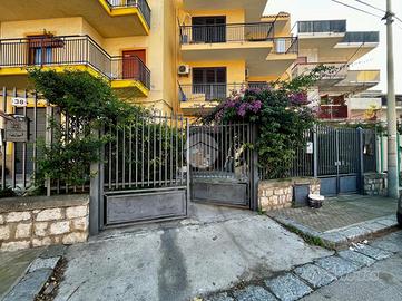 MAGAZZINO A BAGHERIA