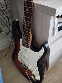 chitarra mod Stratocaster 