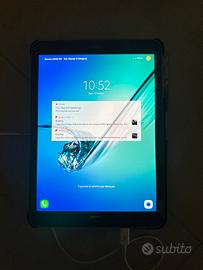 Tablet Samsung S2 maxi con batteria nuova