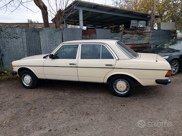 Mercedes w123 200 D 1978