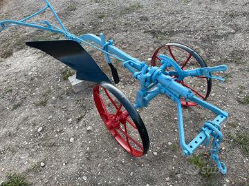 Aratro da esposizione