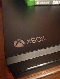 XBOX ONE  500gb + 5 giochi 