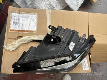 PROIETTORI AUDI A1 - BMW X1-FORD FOCUS