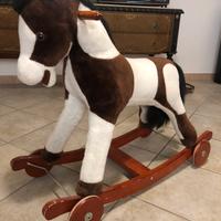 Cavallo a dondolo