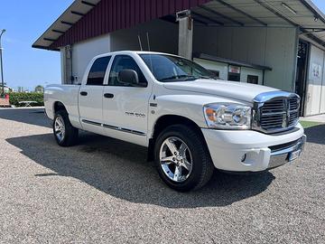 Dodge ram 1500 5.7 laramie