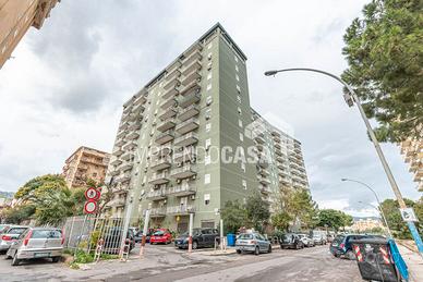 5 Vani di 140 Mq abitabile zona Corso dei Mille