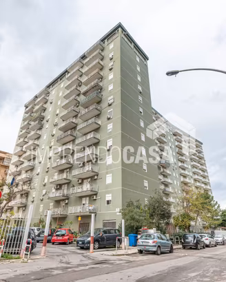 5 Vani di 140 Mq abitabile zona Corso dei Mille