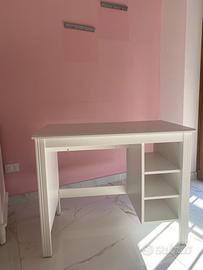 Scrivania ikea brusali bianca