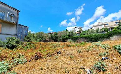 Terreno di 1300 m² a Catania
