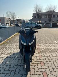 Yamaha xmax 300 2022