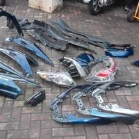 Burgman 400 07: faro pompa scudo forcella pinza