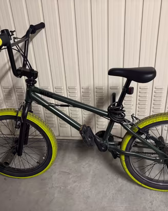 Bici BMX Decathlon B'Twin Wipe 500
