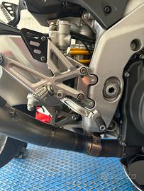 Pedane arretrate aprilia Rsv4 tuono v4