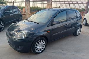 Ford Fiesta 1.4 TDCi 5p. Titanium