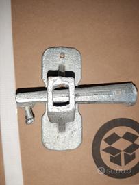 Morsetto a cuneo(armatura)e macchinetta tira ferro