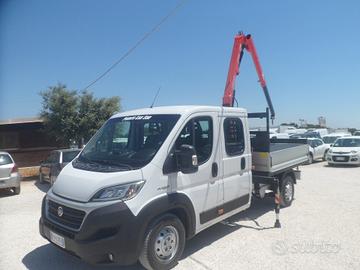 Fiat Ducato doppia cabina cassone fisso con gru